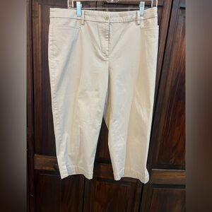 Talbots Women's Tan Bermudas‎